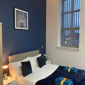 1bed 1bath Pent-apartment Apartment Doncaster